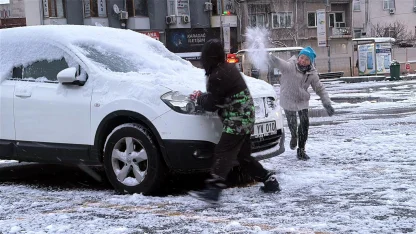 Tekirdağ'da kar yağışı etkili oluyor