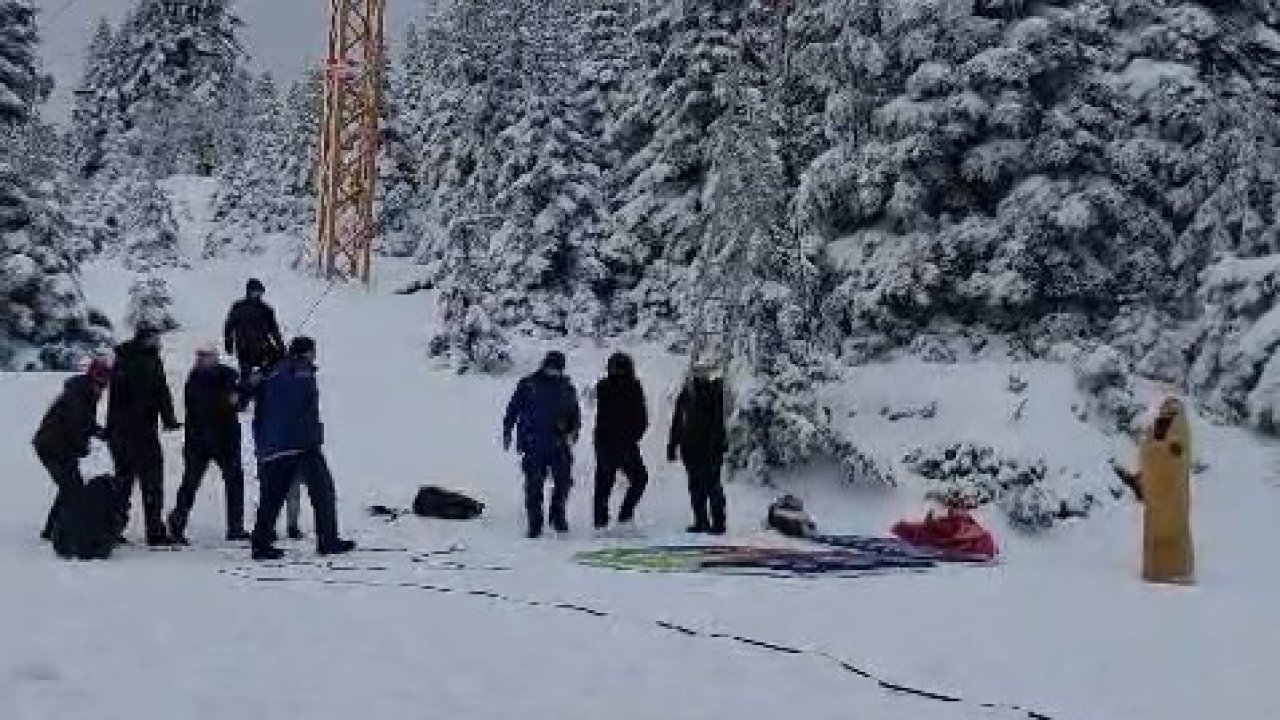 Uludağ'da telesiyej arızalandı; tatilciler metrelerce yükseklikte mahsur kaldı / Ek fotoğraflar