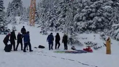Uludağ'da telesiyej arızalandı; tatilciler metrelerce yükseklikte mahsur kaldı / Ek fotoğraflar