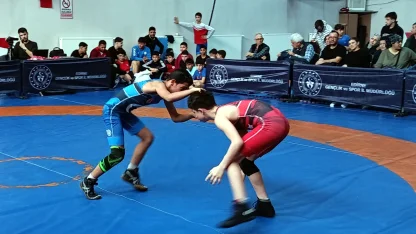 6 Şubat depremlerinde hayatını kaybeden sporcular, Edirne’deki şampiyonada anıldı