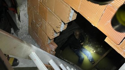 Balıkesir’de asansör boşluğuna düşen kişi kurtarıldı; o anlar kamerada