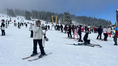 'Beyaz Cennet' Uludağ'da Sevgililer Günü yoğunluğu