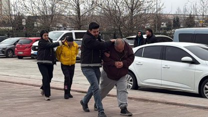 Bulgaristan plakalı otomobilde 24,5 kilo skunk ele geçirildi; 2 tutuklama