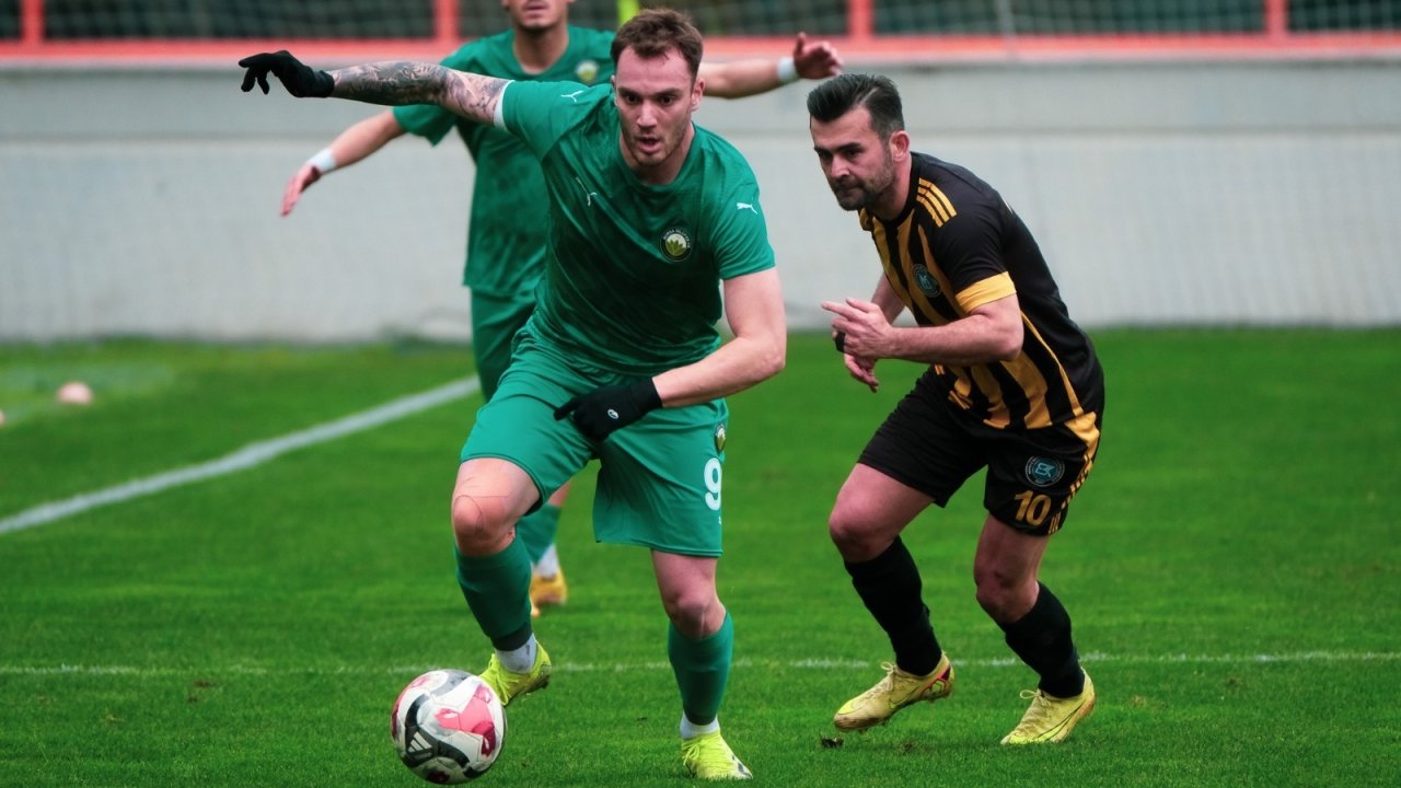 Bursa Nilüfer Futbol A.Ş. - Beykoz İshaklı SF: 3-0