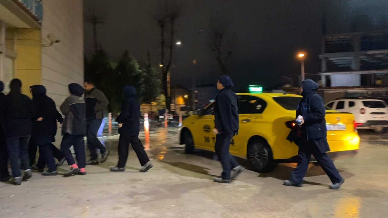 Bursa'da gıda zehirlenme şüphesiyle 20 işçi hastaneye kaldırıldı