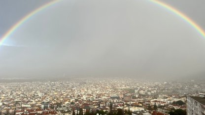 Bursa'da görsel şölen; gökkuşağı kenti 'kar küresine' çevirdi