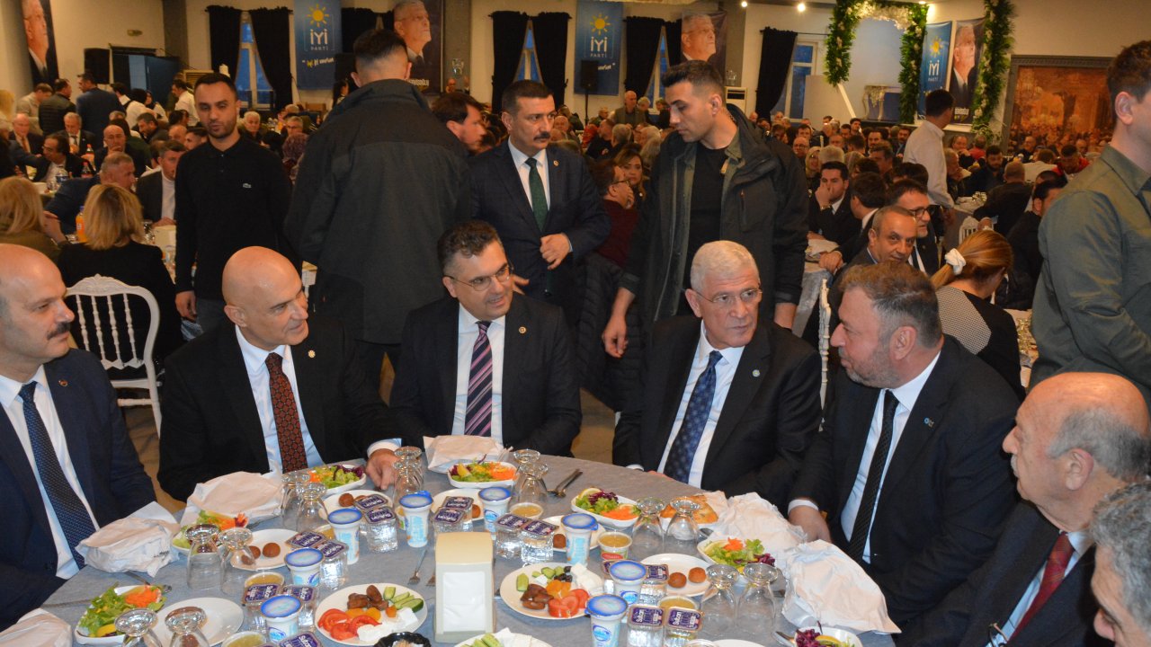 Dervişoğlu, Balıkesir’de iftara katıldı