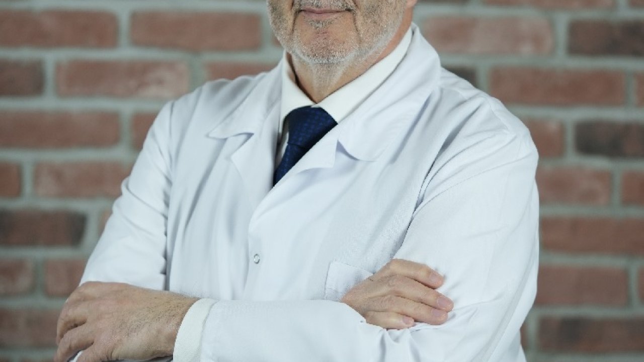 Doç. Dr. Mustafa İzmirli’den kanserde erken tanı vurgusu