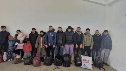 Edirne’de 14 kaçak göçmen yakalandı