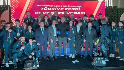 Fenerbahçe Kulübü Başkanı Sadettin Saran, Türkiye Boks Şampiyonası'nı takip etti