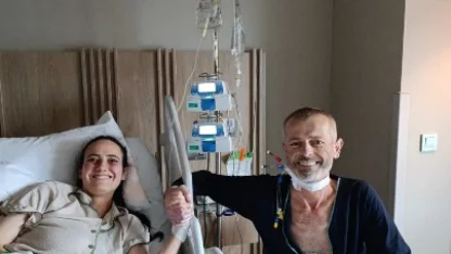 Hemşire kızının karaciğeriyle hayata tutunan baba: Evladım canından can verdi