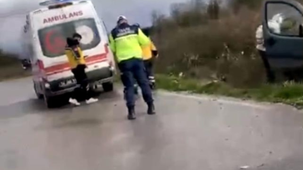 İki araç kafa kafaya çarpıştı: 1 ölü, 4 yaralı