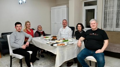 Karacabey Belediye Başkanı iftara konuk oldu