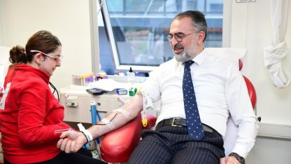 Kestel Belediye Başkanı Erol, kan bağışında bulundu