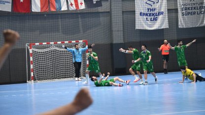 Nilüfer Belediyespor Erkek Hentbol Takımı Avrupa’da çeyrek finale yükseldi