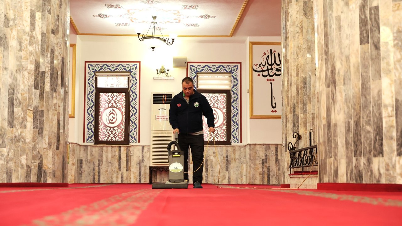 Osmangazi’deki camilerde ramazan hazırlığı