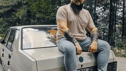 Otomobilin ağaca çarptığı kazada yaralanan Mert Can, 21 gün sonra hayatını kaybetti