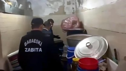 Ruhsatsız imalathanede üretilen 2 bin 500 kilo turşu imha edildi