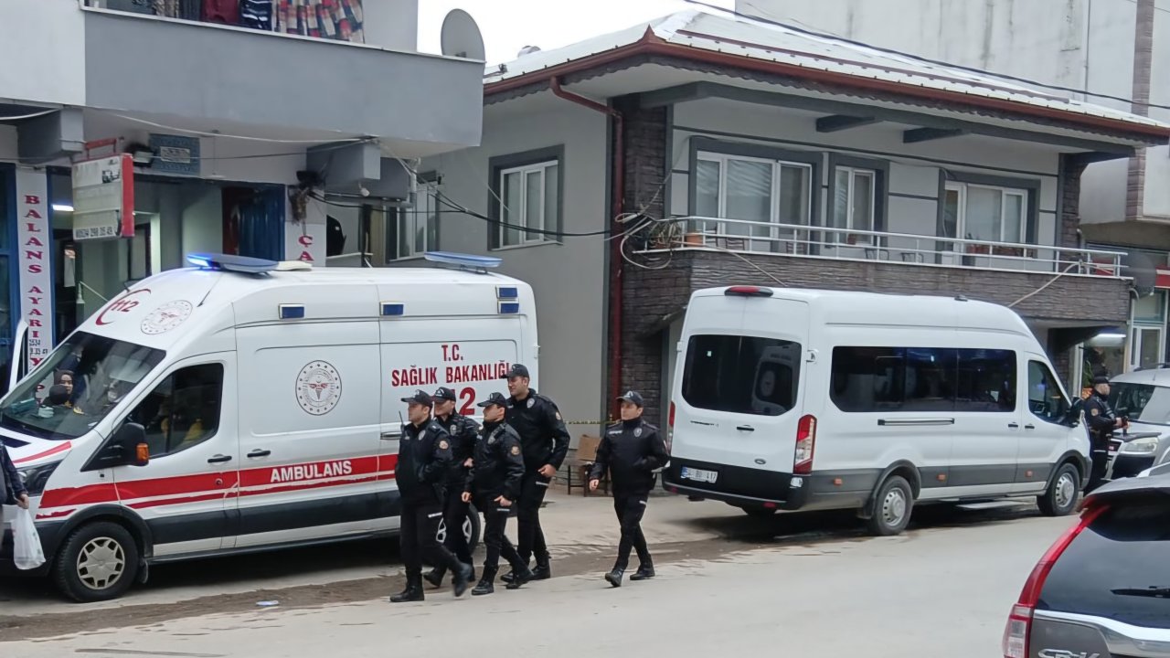 Sakarya’da emekli polis önce eşini, sonra emlakçıyı öldürdü