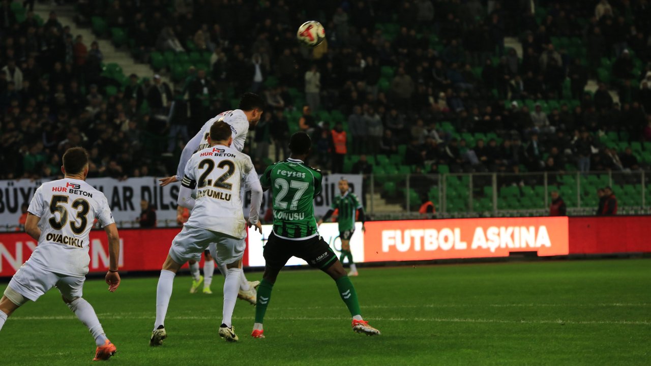 Sakaryaspor - Erzurumspor FK: 0-1