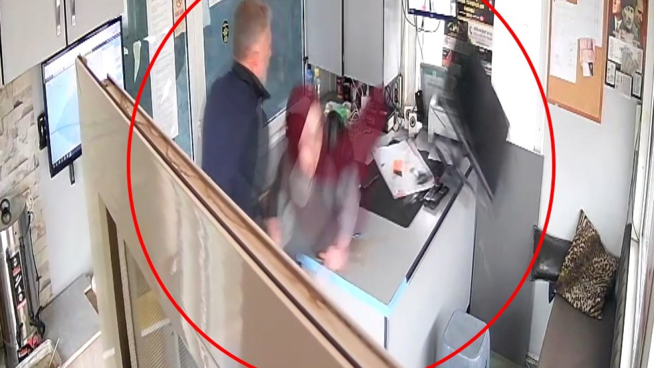 ‘Taksi beni sevmiyor’ diyerek saldırmış; taksi durağına saldırının yeni görüntüleri ortaya çıktı