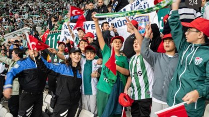 TDP Şube Müdürlüğü, 29 öğrenciyi tribünde ağırladı