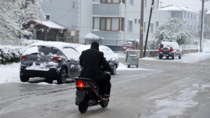 Trakya'da kar yağışı etkili oluyor