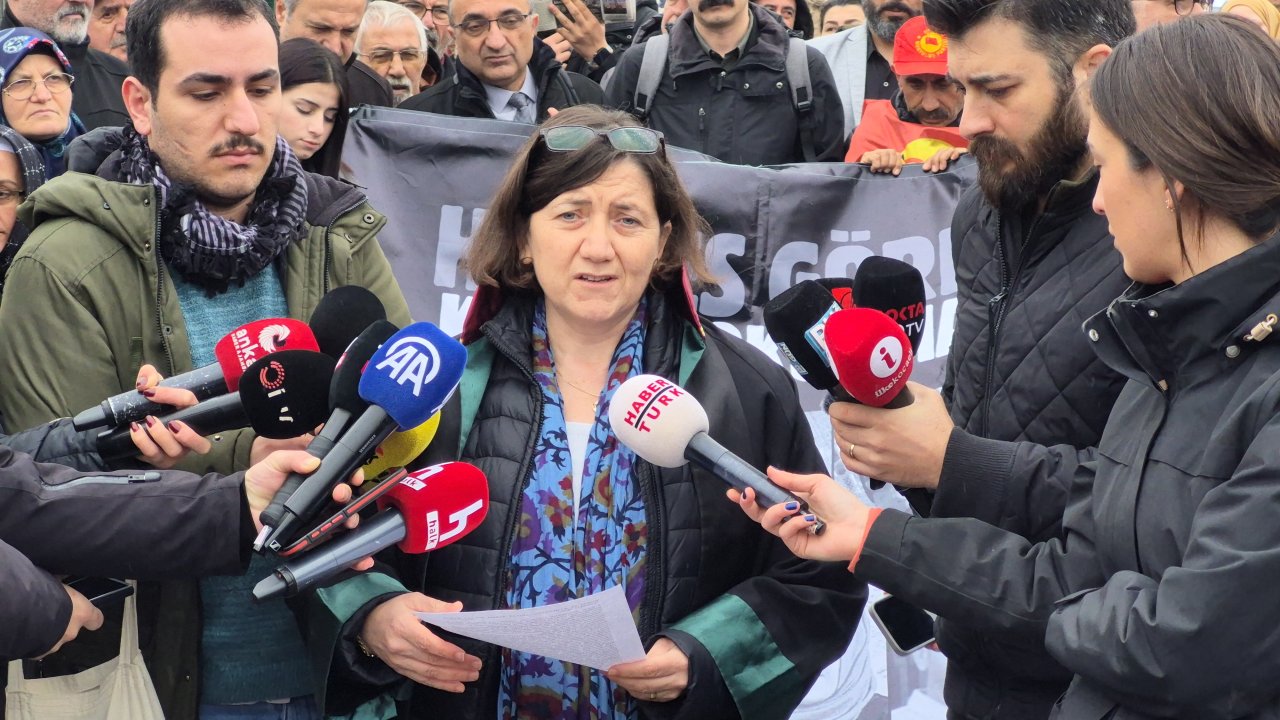 7 işçinin öldüğü kozmetik fabrikasındaki yangına ilişkin davanın ilk duruşması başladı