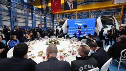 Bakan Uraloğlu: Demiryolu ağımızı 2053 yılına kadar, 28 bin 590 kilometreye yükseltmeyi planladık