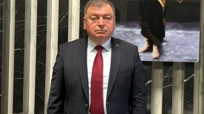 Bulgaristan'daki erken seçim öncesi çifte vatandaşlara 'sandığa sahip çıkın' çağrısı