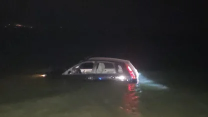 Bursa’da otomobil göle düştü: 1 yaralı