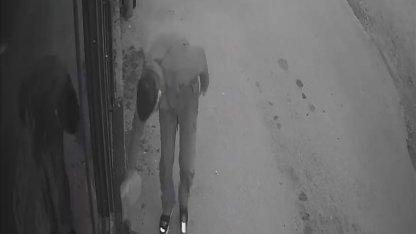 Bursa’da pizza zincirinin eski çalışanı 2 şubeyi kundakladı; o anlar kamerada