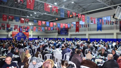 Büyükşehir’in iftar sofrası Harmancık’ta kuruldu