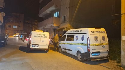 Çanakkale’de vatandaşları 300 milyon lira dolandırdığı ileri sürülen emlakçı, evinde ölü bulundu