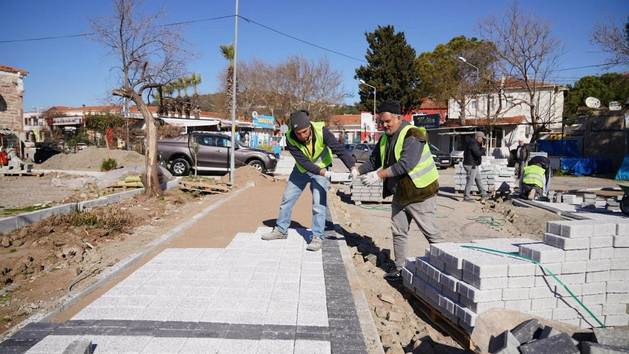 Cunda'da, araç trafiği ve yaya ulaşımına düzenleme