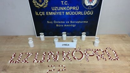 Edirne'de uyuşturucu ecza ile yakalanan şüpheli gözaltında