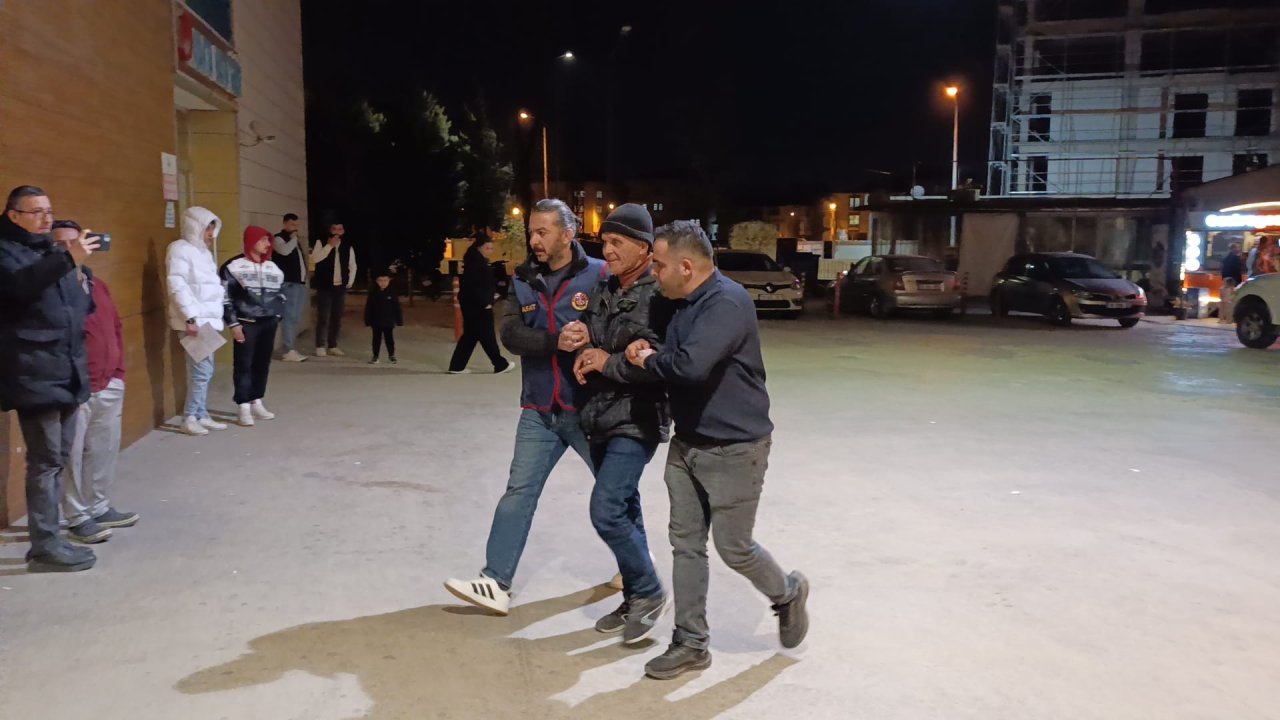 Ev hapsi cezasını ihlal eden hükümlü dolmuşta yakalandı