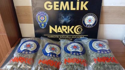 Gemlik’te uyuşturucu operasyonu; 3 tutuklama