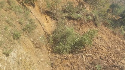 Mudanya’da heyelan sonrası kapanan yol, ulaşıma açıldı