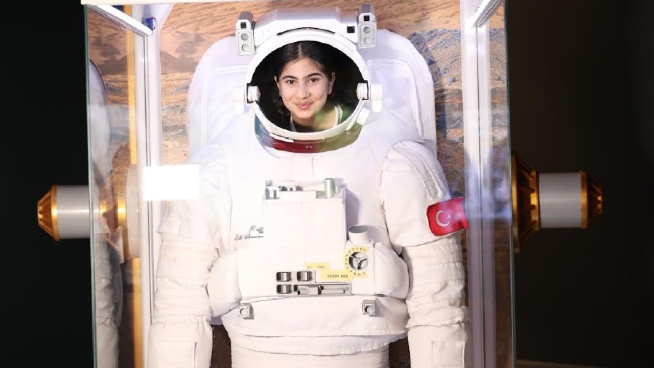 Öğrenciler GUHEM’de uzay ve havacılığı keşfetti