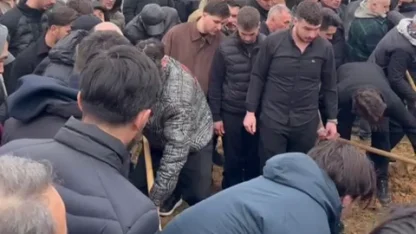 Öldürülen futbolcu Kaan Kundakçı, Sakarya'da toprağa verildi