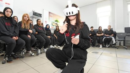 Osmangazi Belediyesi'nden öğrencilere VR destekli afet eğitimi