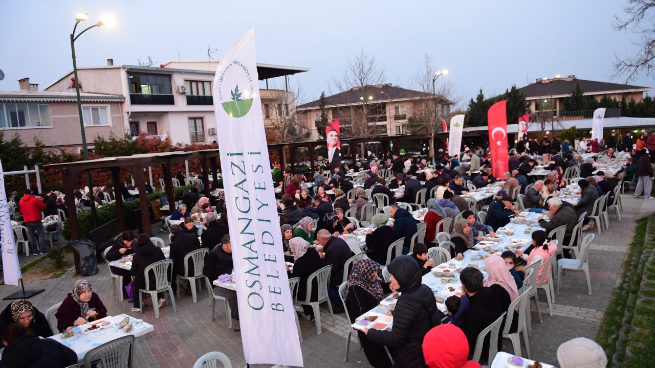 Osmangazi Belediyesi’nden Yenibağlar’da gönül sofrası