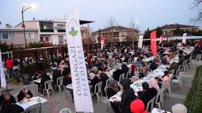 Osmangazi Belediyesi’nden Yenibağlar’da gönül sofrası