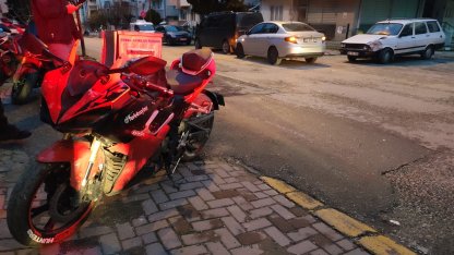 Otomobille çarpışan motosikletin ehliyetsiz sürücüsüne 40 bin lira ceza