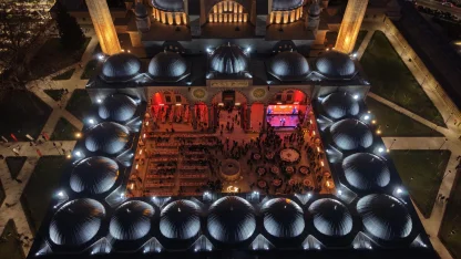 Restorasyonun ardından ibadete açılan Selimiye Cami avlusunda iftar