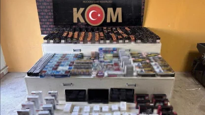 Sakarya’da kaçak sigara operasyonu; 3 gözaltı