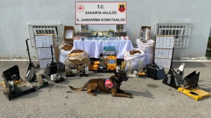 Sakarya'da kaçak tütün operasyonu: 3 gözaltı