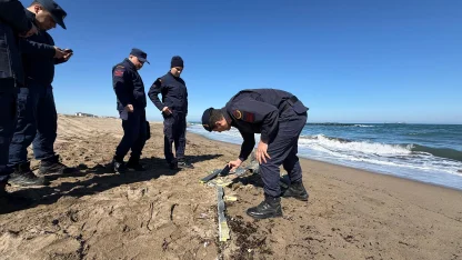 Sakarya'da sahilde parçalanmış insansız hava aracı bulundu
