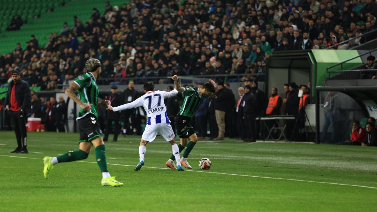 Sakaryaspor - SMS Grup Sarıyerspor: 0-0